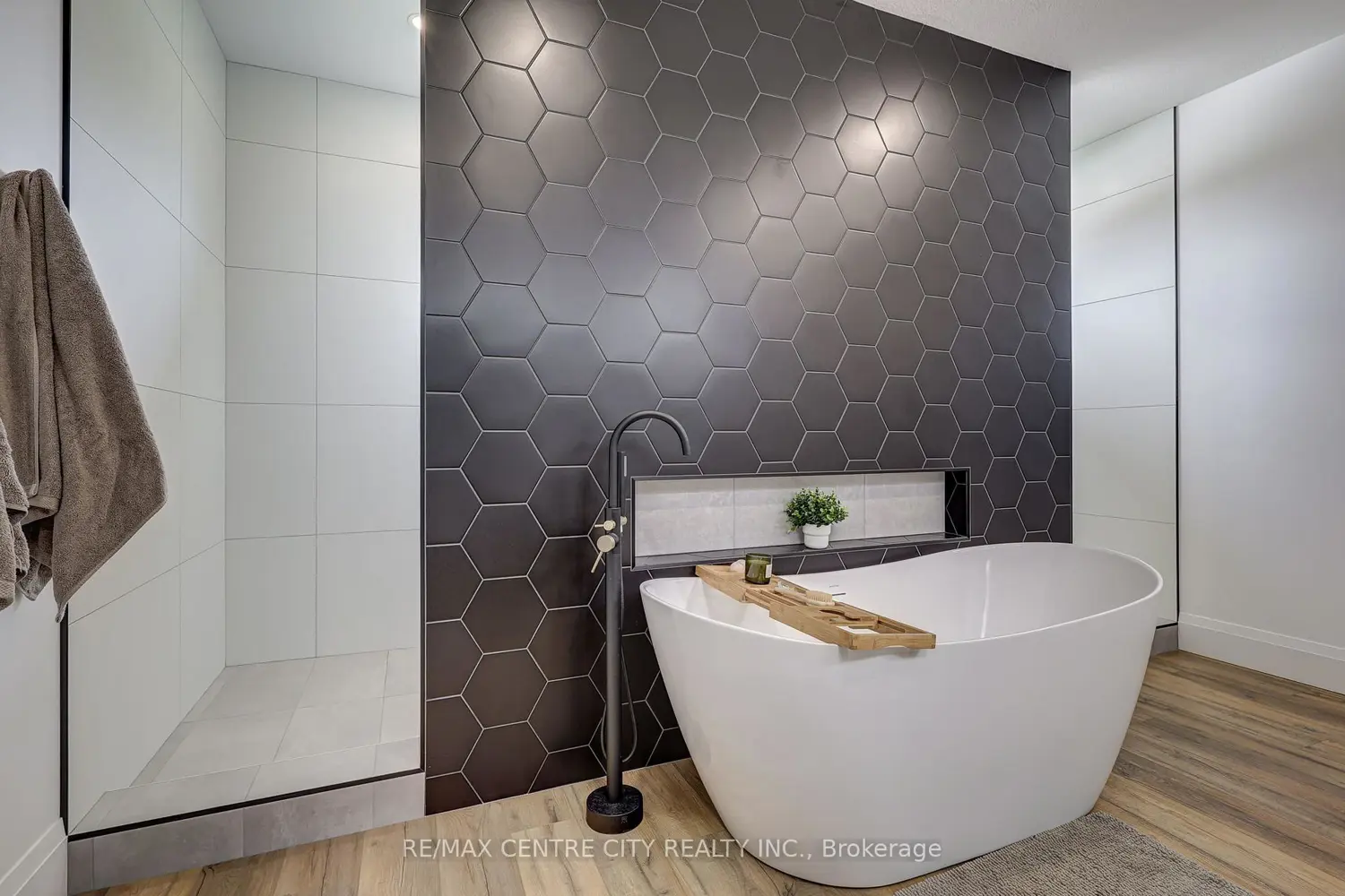 Additional image 14 of 10580 Culloden Road