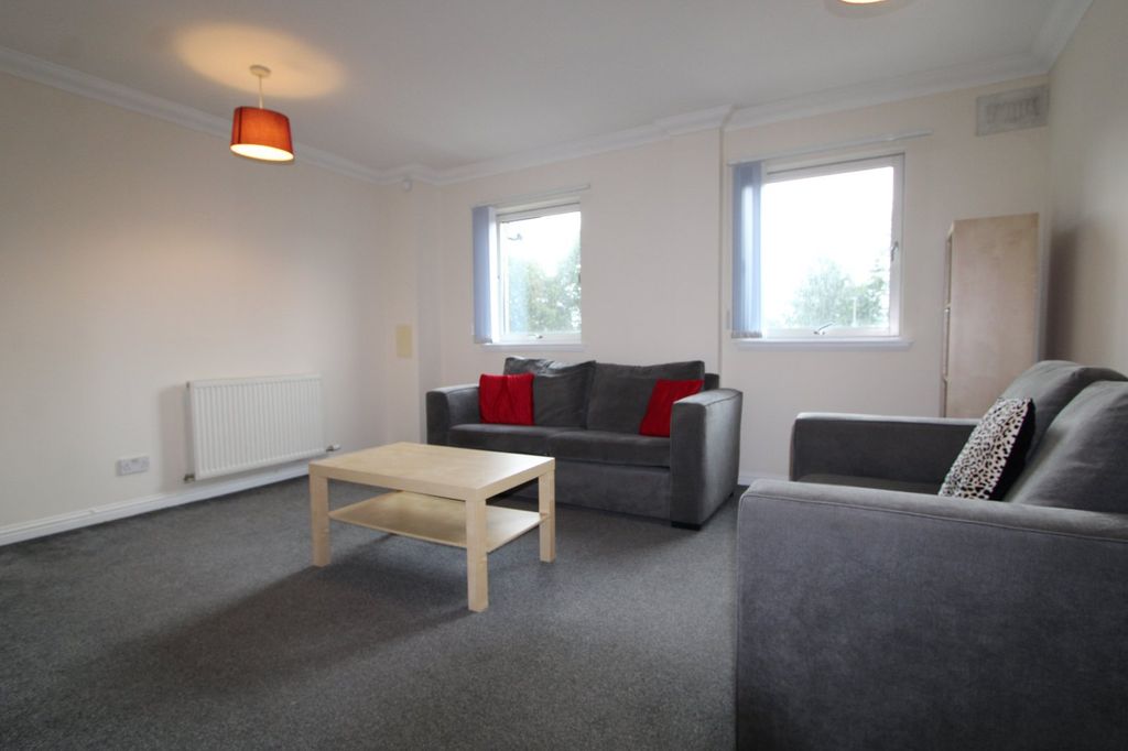 Additional image 2 of 4 bed detached house to rentVictoria Road, Dundee DD1