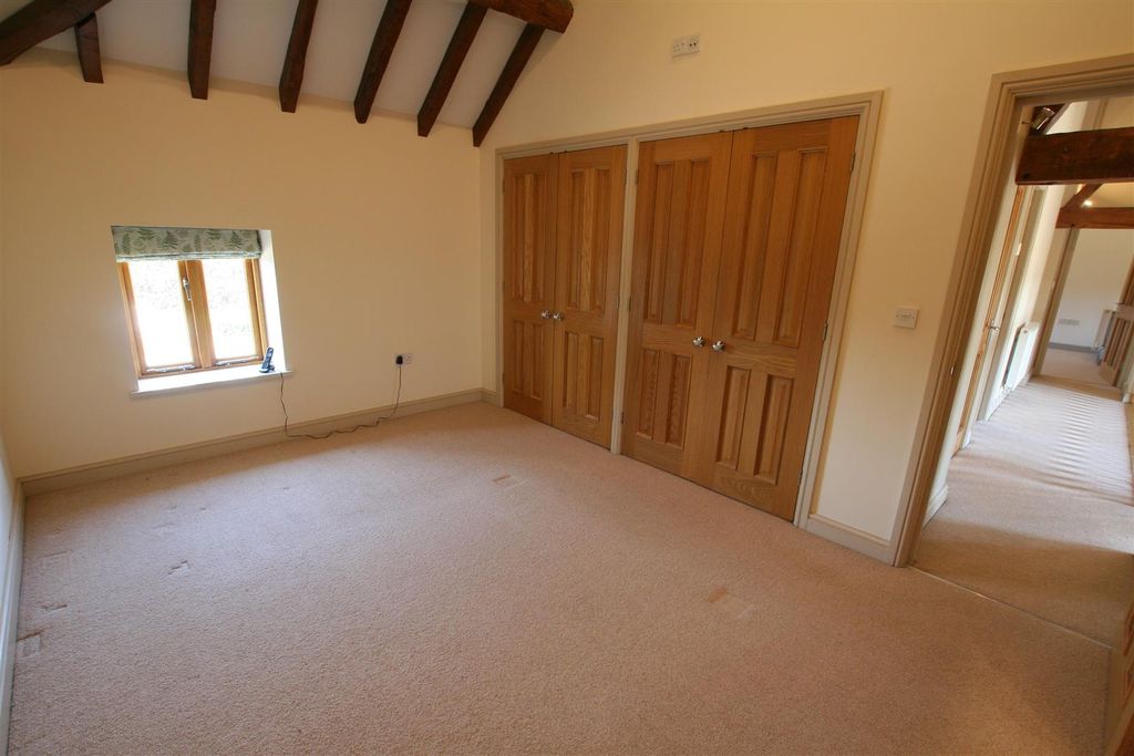 Additional image 13 of 3 bed barn conversion to rent1 Greenhill Farm Barns, Hallow, Worcester WR2