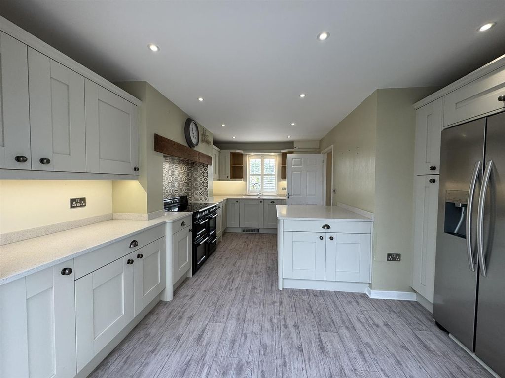 Additional image 3 of 3 bed detached house to rentFettling Lane, Charlestown, St. Austell PL25
