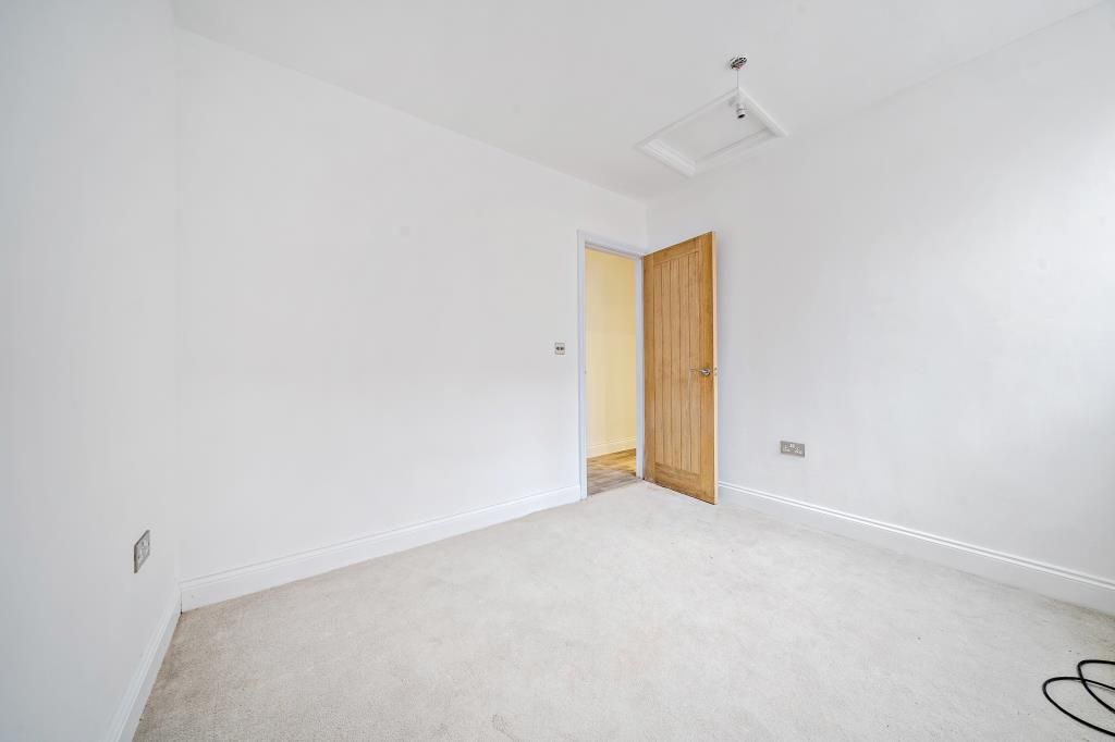 Additional image 7 of 2 bed flat to rentNewbury, Berkshire RG14