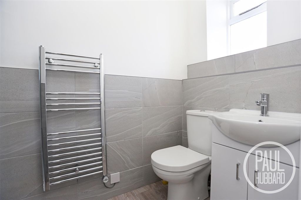 Additional image 4 of 2 bed maisonette to rentWaveney Road, Lowestoft NR32