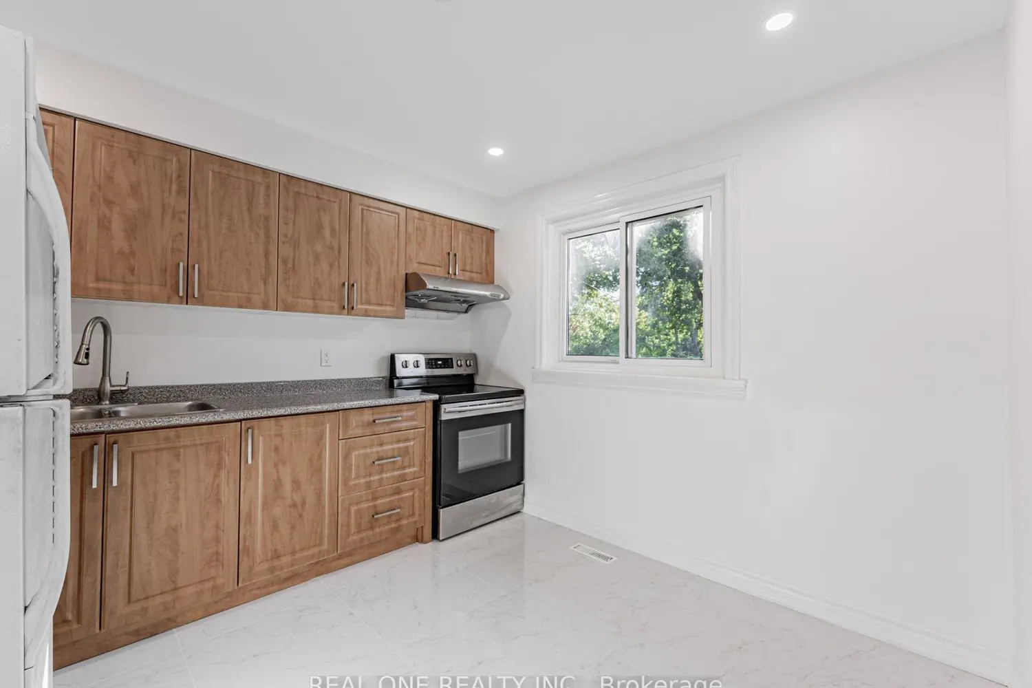 Additional image 9 of 441 Military Trail 66