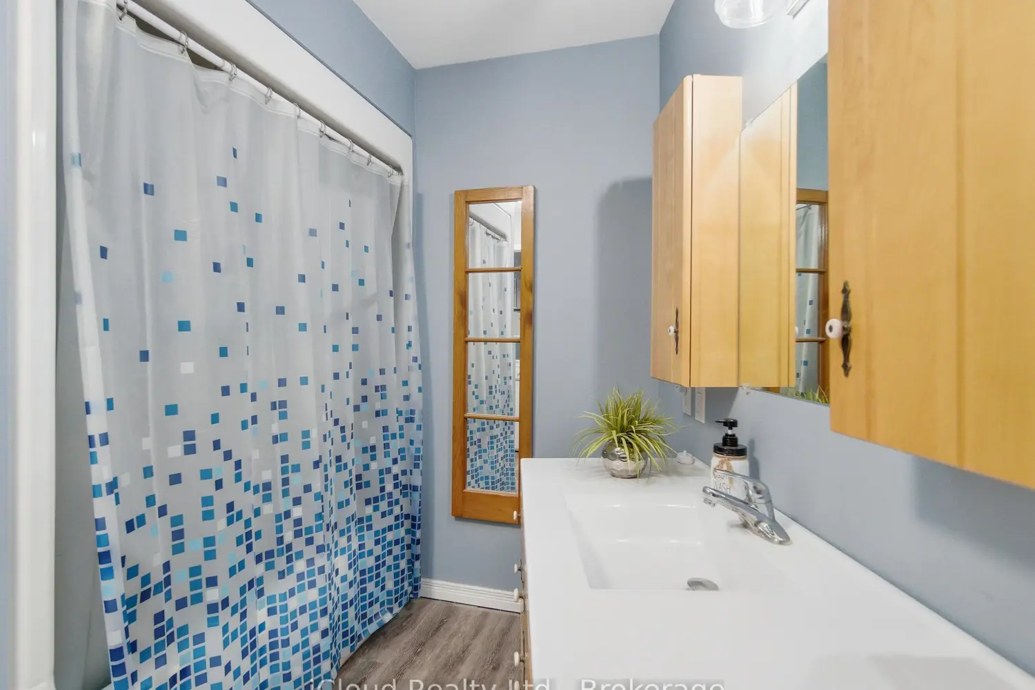 Additional image 9 of 6 Springhill Road