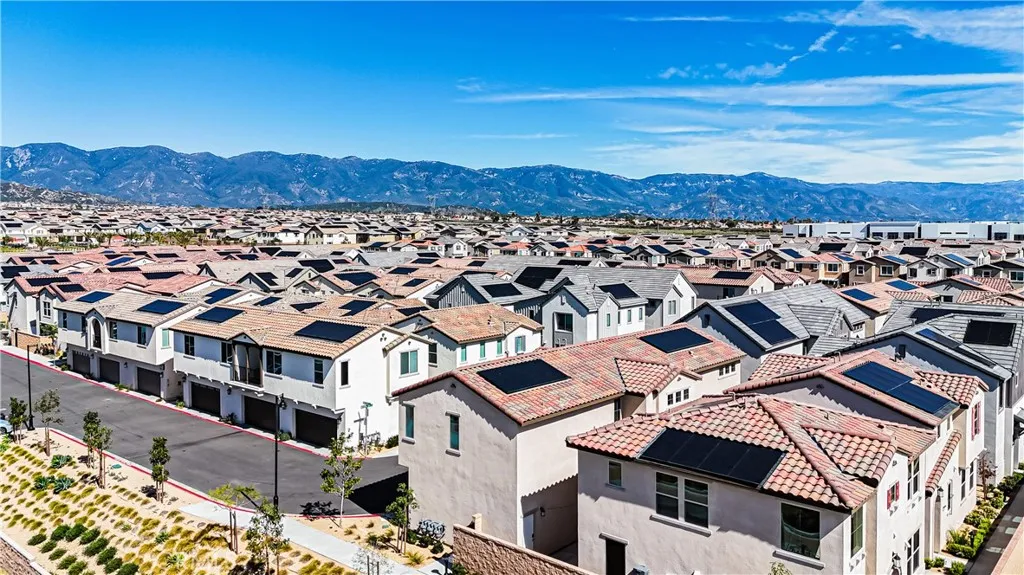 Additional image 71 of 16651 Snowdrop Ln Unit 1, Fontana, CA 92336