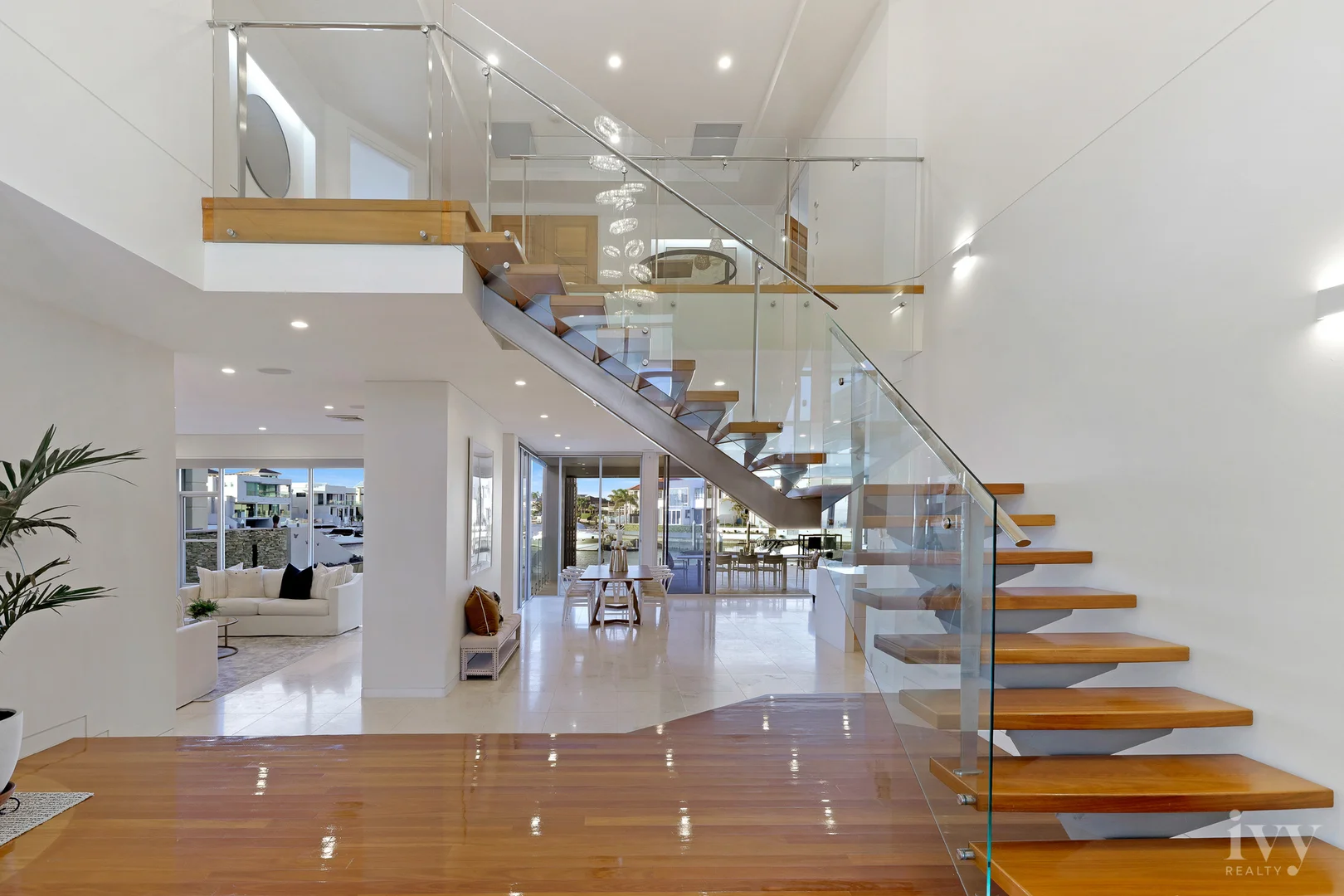 Additional image 14 of 8 King Charles Drive, Sovereign Islands QLD 4216
