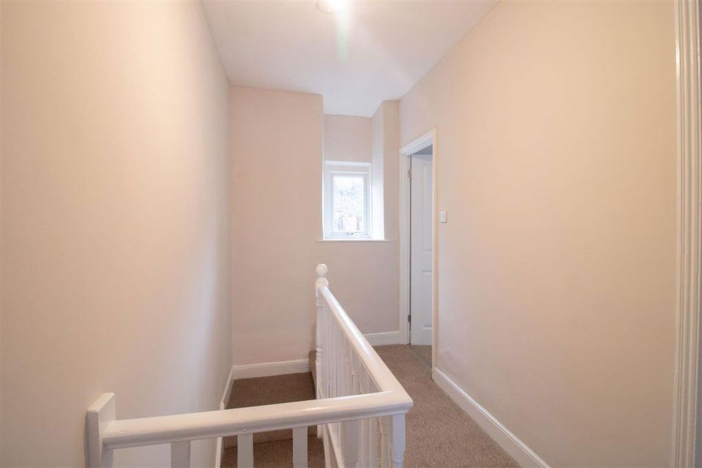 Additional image 26 of 3 bed property to rent22 David Street, Blackwood NP12