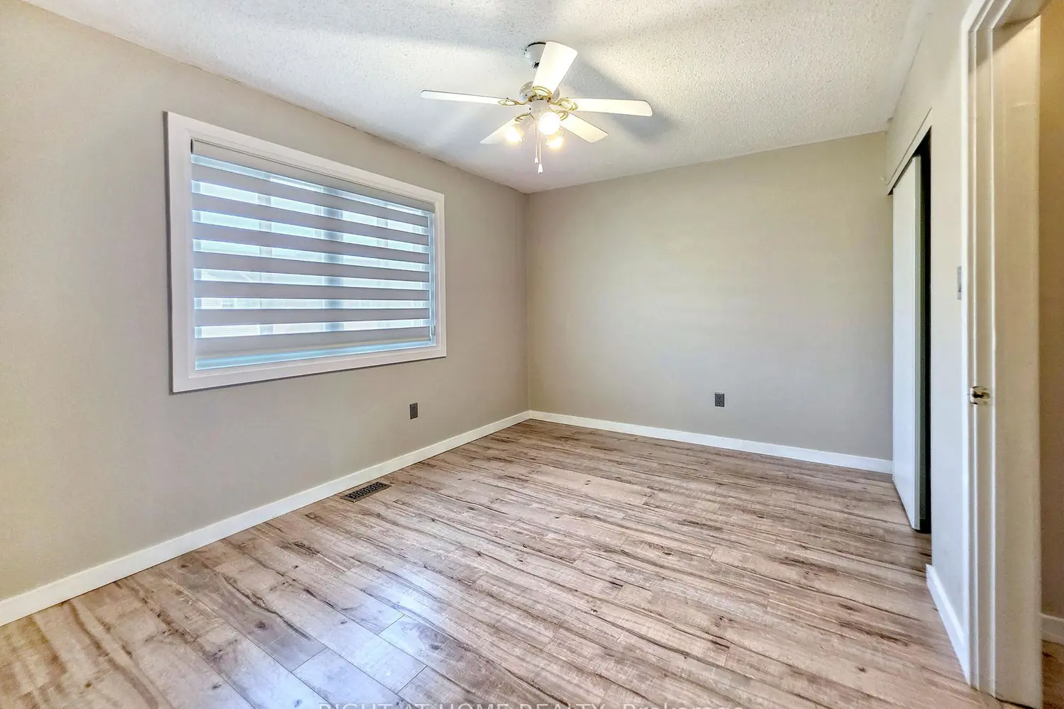 Additional image 9 of 98 Spadina Road