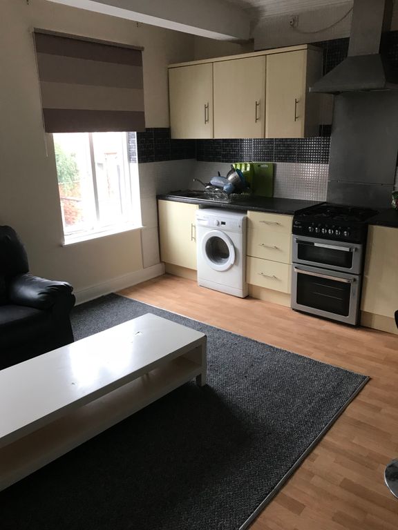 Additional image 2 of 4 bed town house to rentRegent Street, Leamington Spa CV32