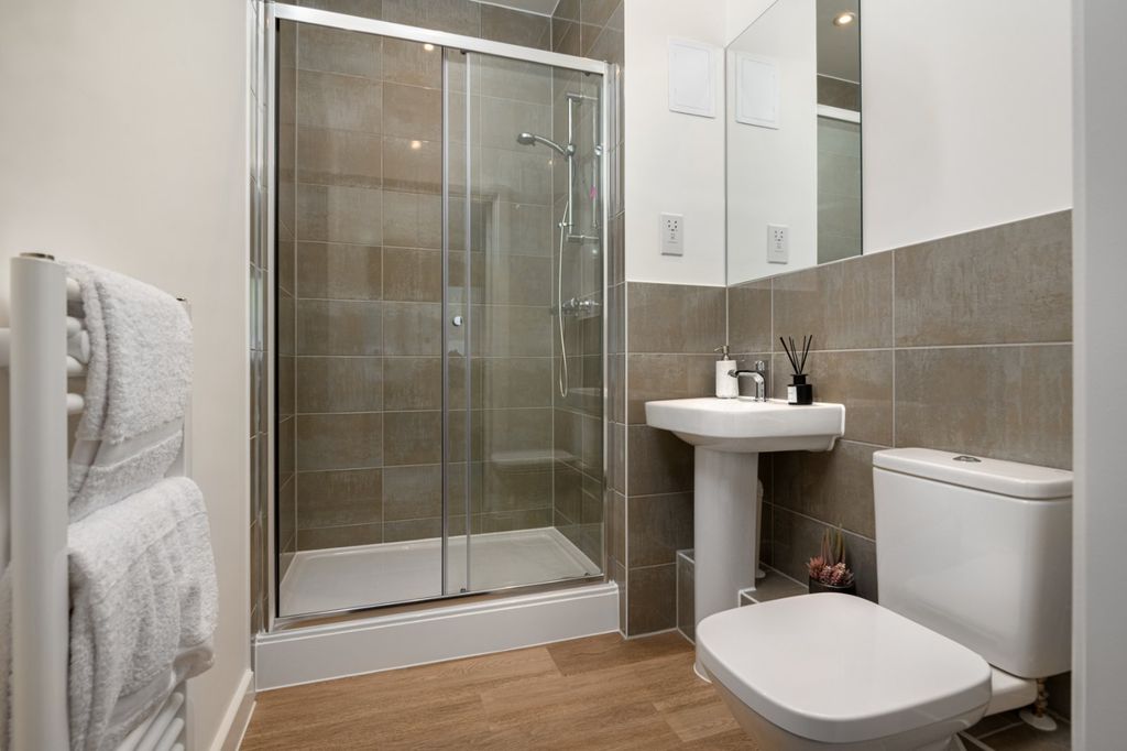 Additional image 23 of Studio to rentStation Avenue, Walton-On-Thames KT12