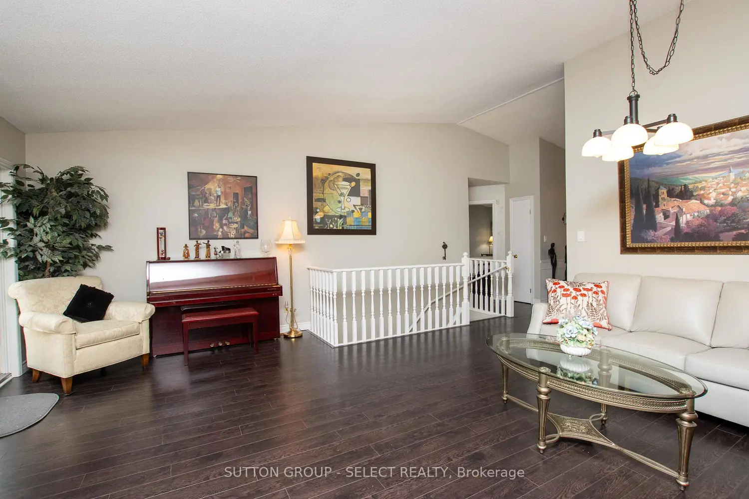 Additional image 8 of 445 Riverside Drive 4