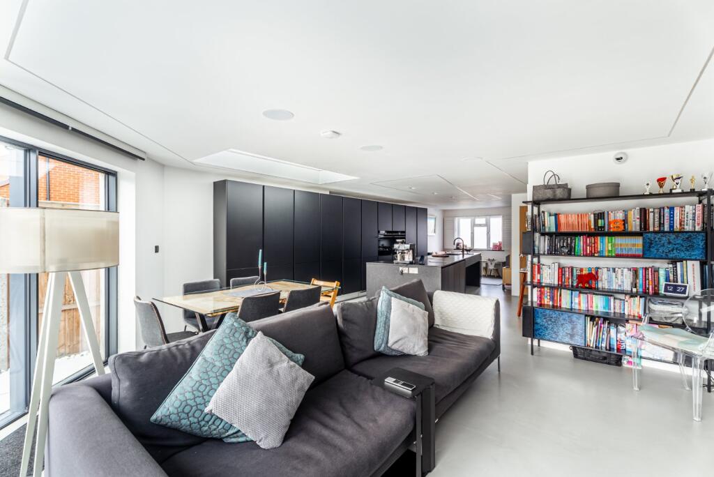 Additional image 6 of Nelson Avenue, St. Albans, Hertfordshire, AL1