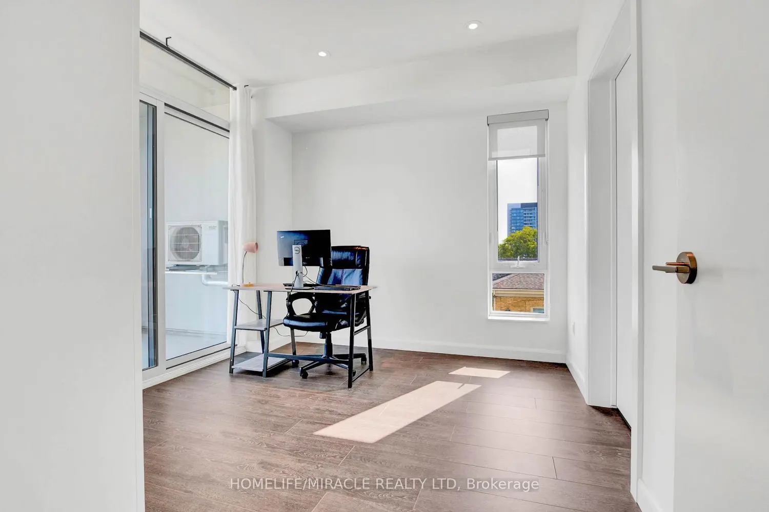 Additional image 6 of 741 King Street 401