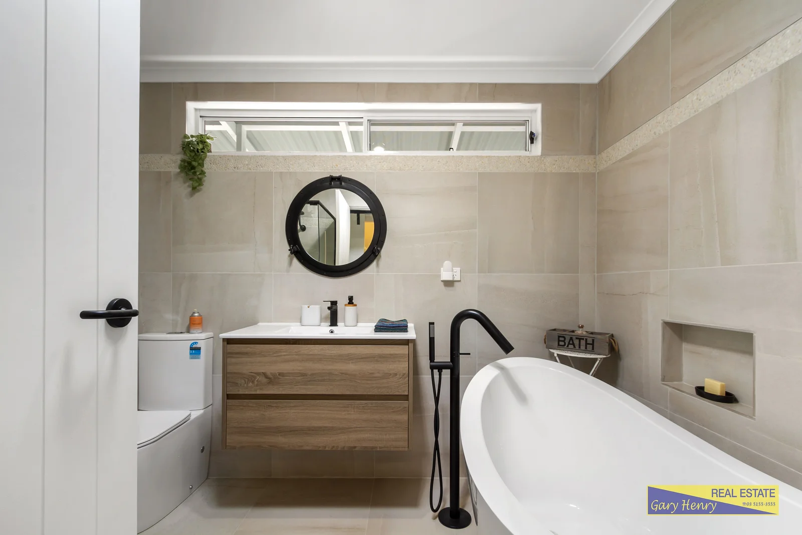 Additional image 17 of 44 McCullough Street, Lakes Entrance VIC 3909