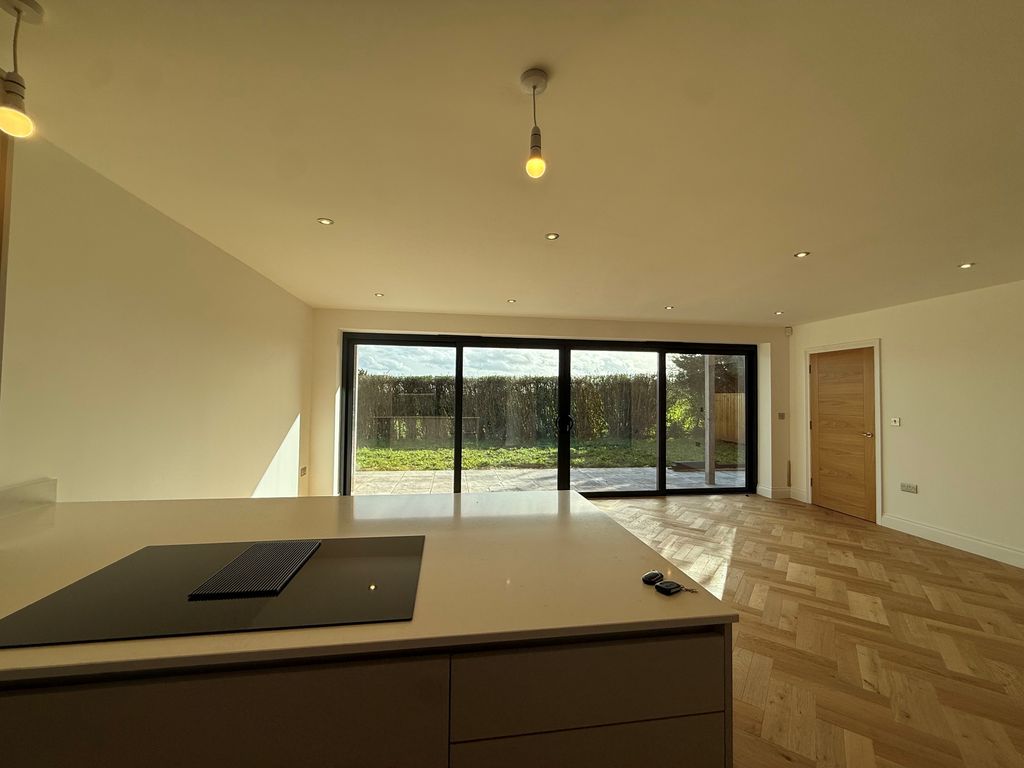 Additional image 3 of 5 bed detached house to rentOld Rydon Lane, Exeter EX2