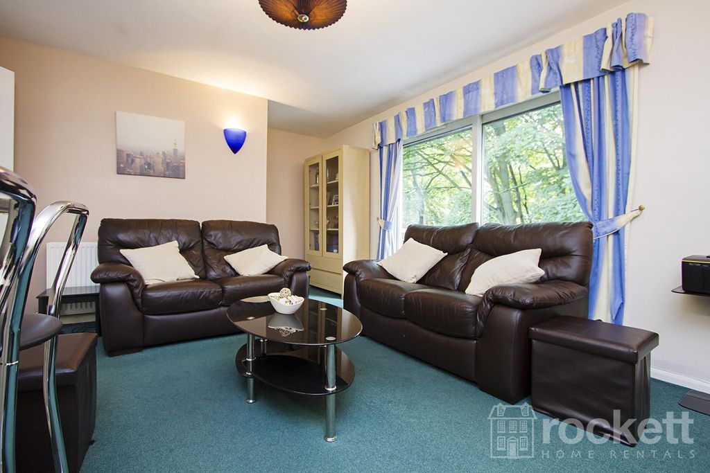 Additional image 6 of 2 bed flat to rentTolkien Way, Hartshill, Stoke-On-Trent, Staffordshire ST4