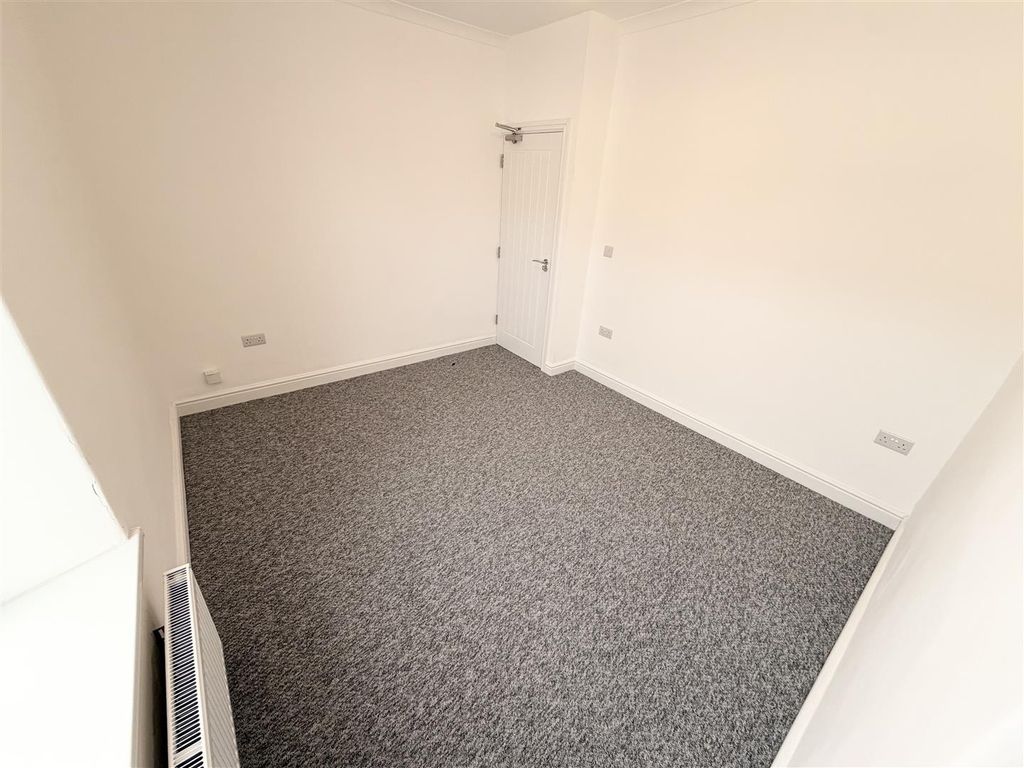 Additional image 14 of Room to rentHMO Property, Commercial Street, Senghenydd, Caerphilly CF83