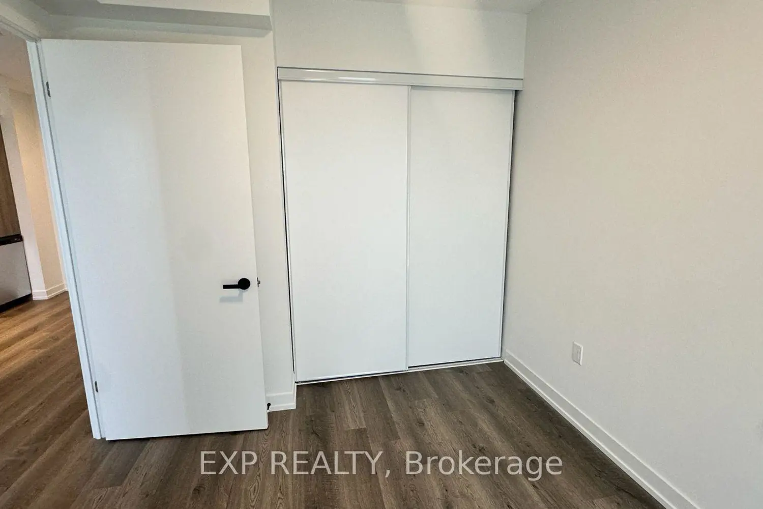 Additional image 13 of 195 Commerce Street 1705