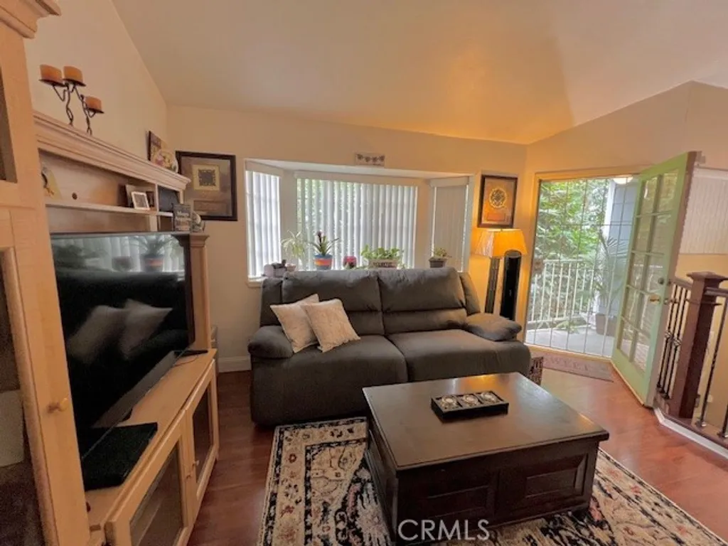 Additional image 13 of 812 Inglewood Ave, Inglewood, CA 90302