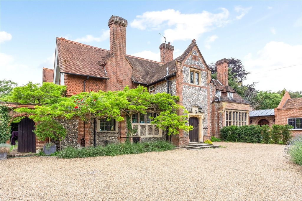 4 bed semi-detached house to rentHenley Road, Marlow, Buckinghamshire SL7