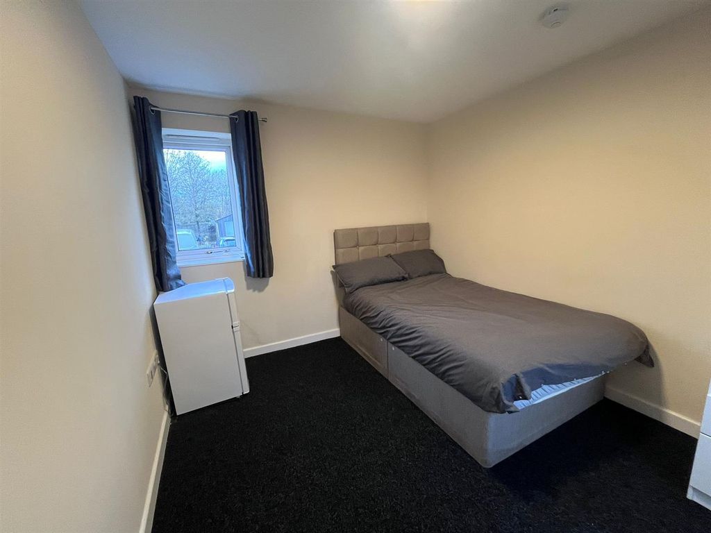 Additional image 11 of 3 bed terraced house to rentWestbourne, Telford TF7