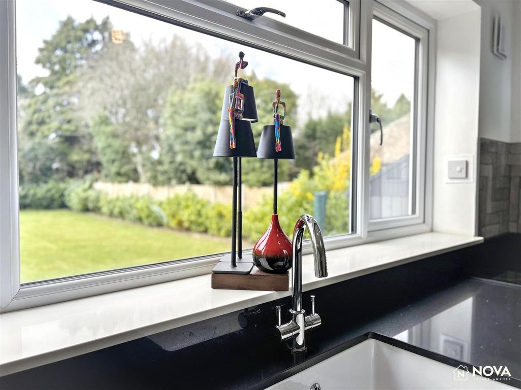 Additional image 9 of 4 bed detached house to rentOld Bedford Road, Luton LU2