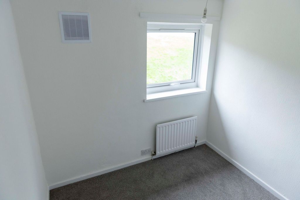 Additional image 7 of 3 bed semi-detached house to rentErcall View, Telford TF3