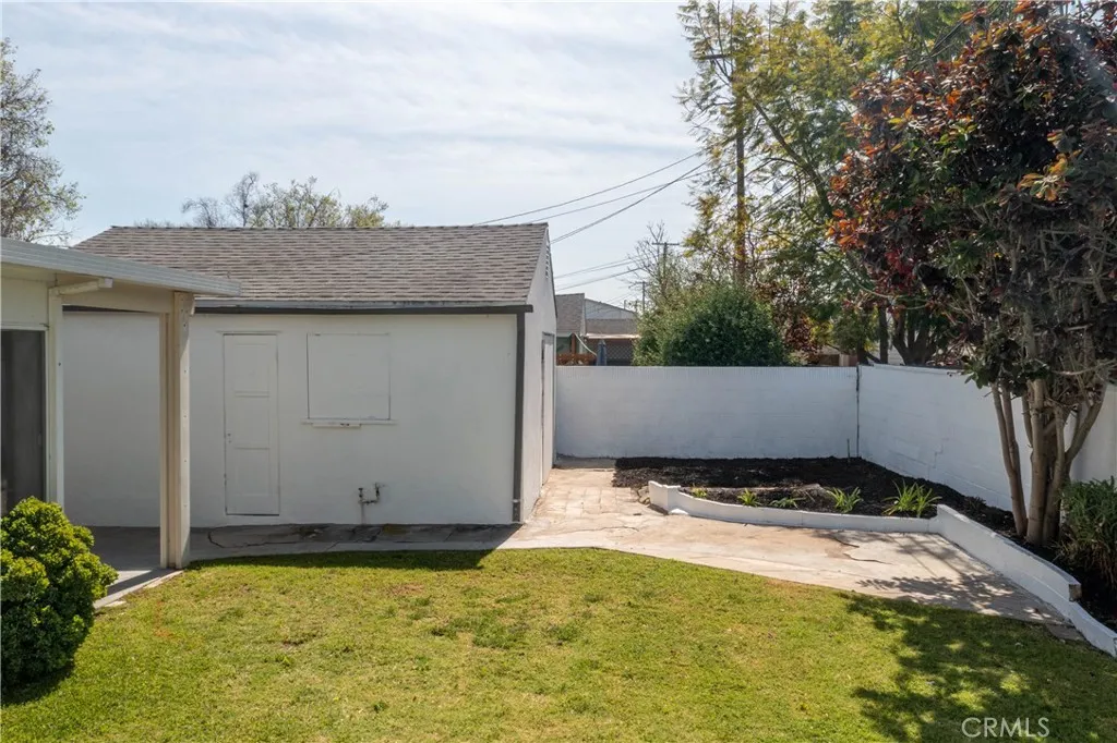 Additional image 95 of 6119 Blackthorne Avenue, Lakewood, CA 90712