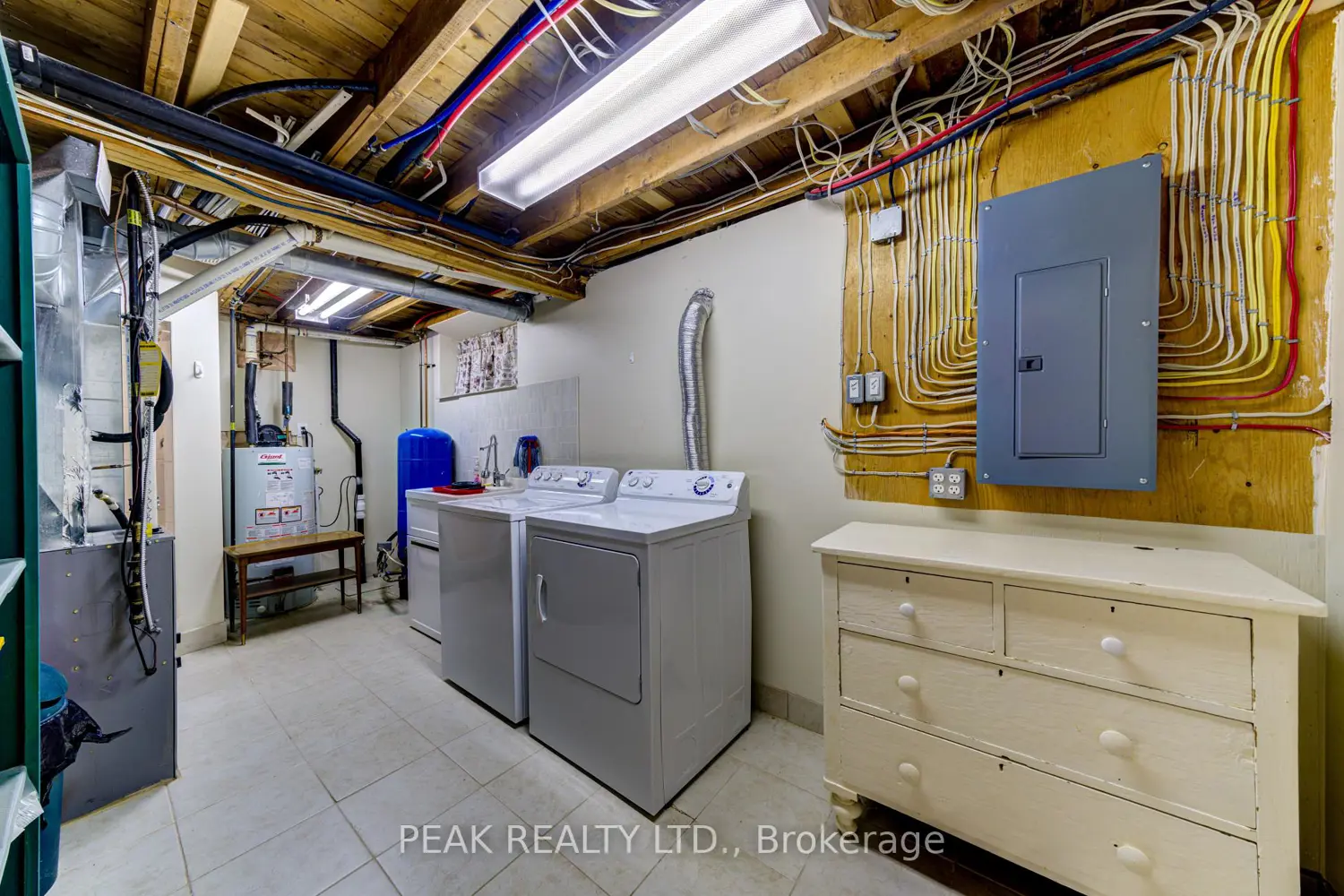 Additional image 9 of 11 Glen Avenue