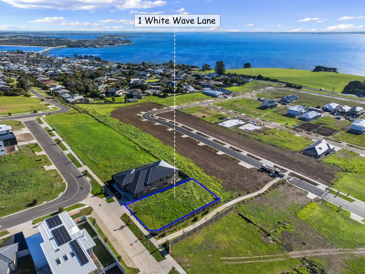 1 White Wave Lane, San Remo VIC 3925