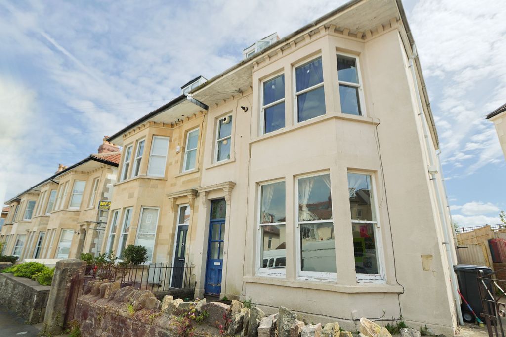 7 bed semi-detached house to rentBalmoral Road, Bristol BS7