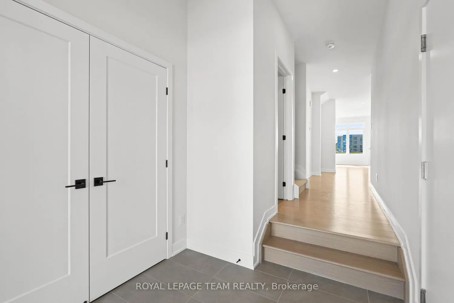 Additional image 4 of 1004 Moore Street