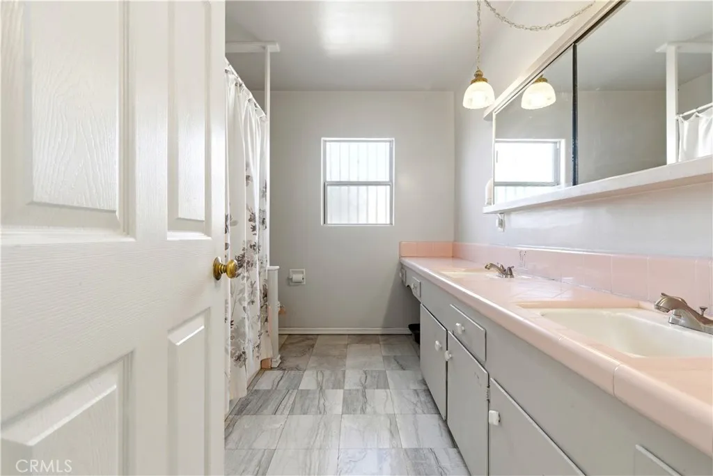 Additional image 27 of 10731 Wright Road, South Gate, CA 90280