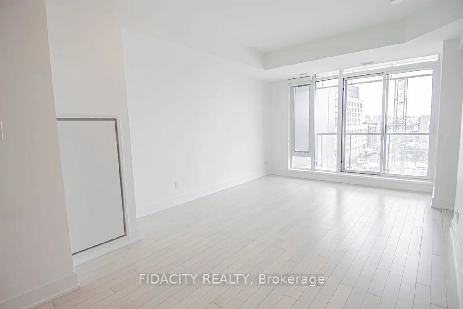 88 Richmond Road 513 photo 5