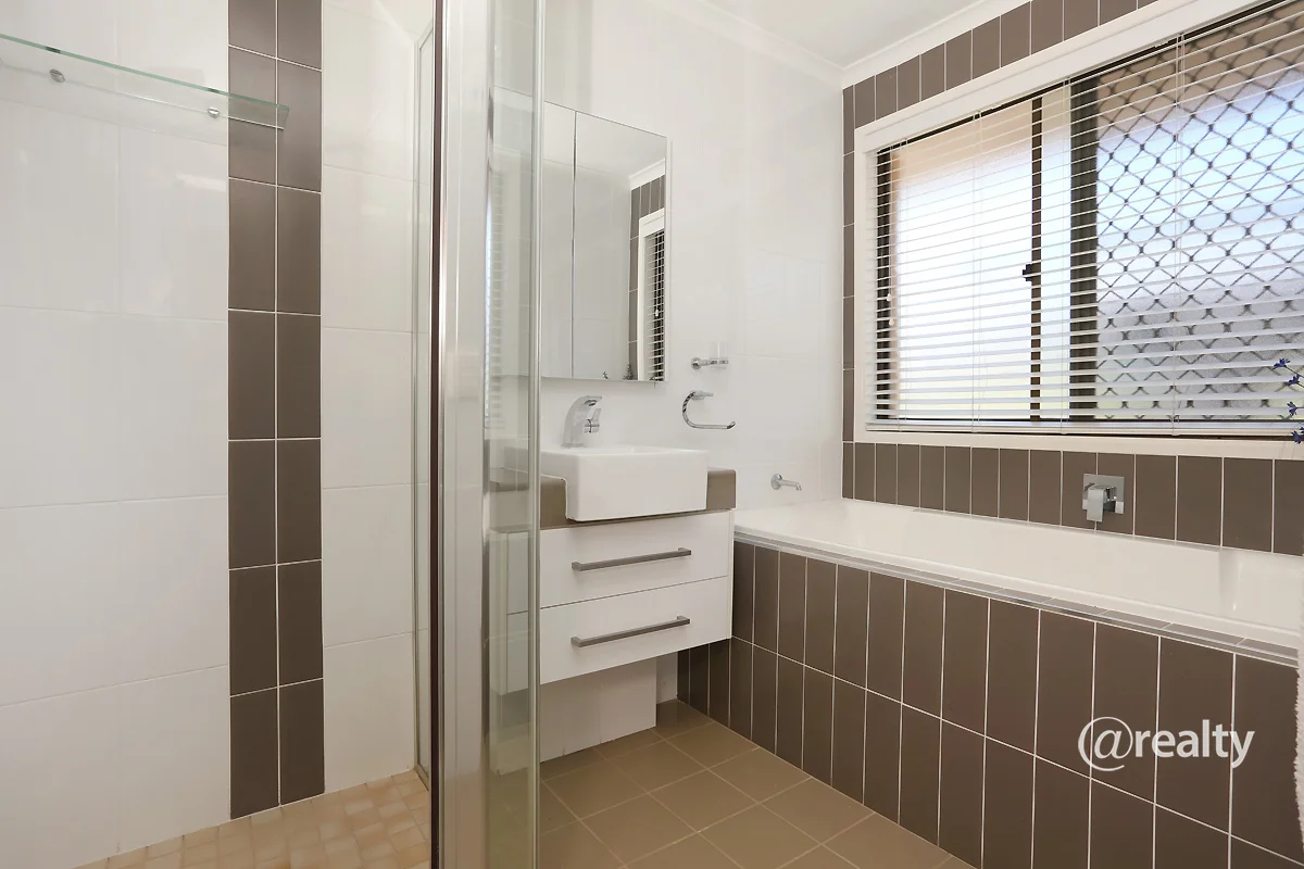 Additional image 2 of 7 Breakspear Road, Molendinar QLD 4214