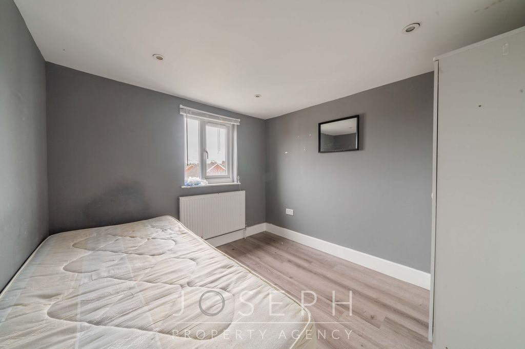 Additional image 8 of 6 bed property to rentFoxhall Road, Ipswich IP3