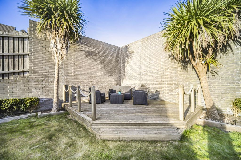 Additional image 22 of 5 bed detached house to rentChannel View, Ogmore-By-Sea CF32