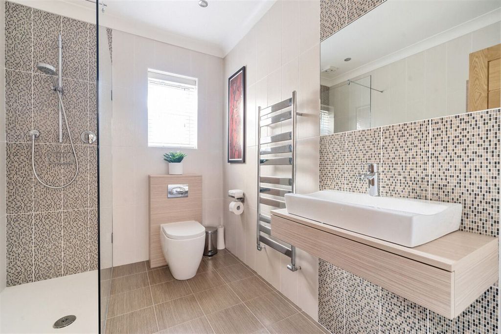Additional image 10 of 5 bed detached house to rent6A, Limmard Way, Bognor Regis, West Sussex PO22