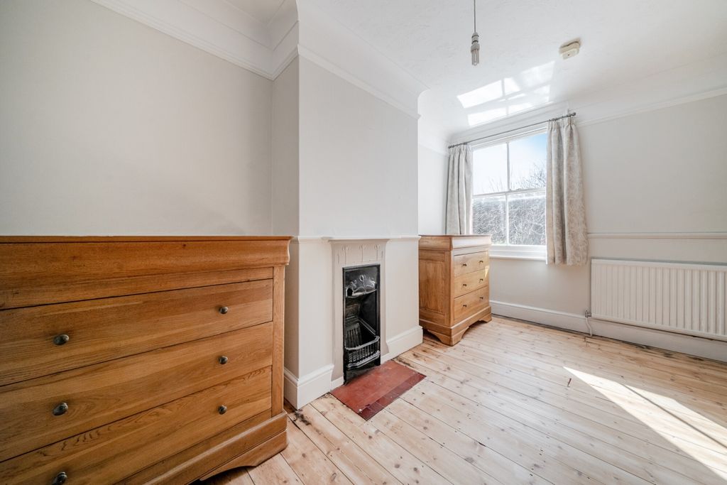 Additional image 9 of 4 bed semi-detached house to rentKings Road, Ascot SL5