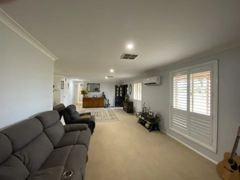 Additional image 7 of 118 Henry Parkes Way, Condobolin NSW 2877