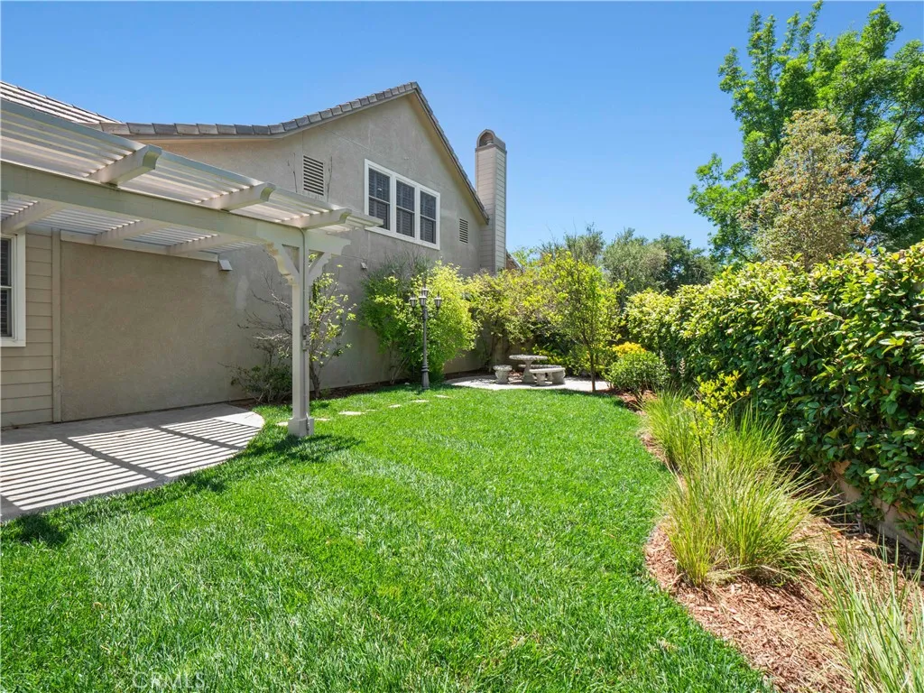Additional image 100 of 25679 Smoketree Ln, Valencia, CA 91381
