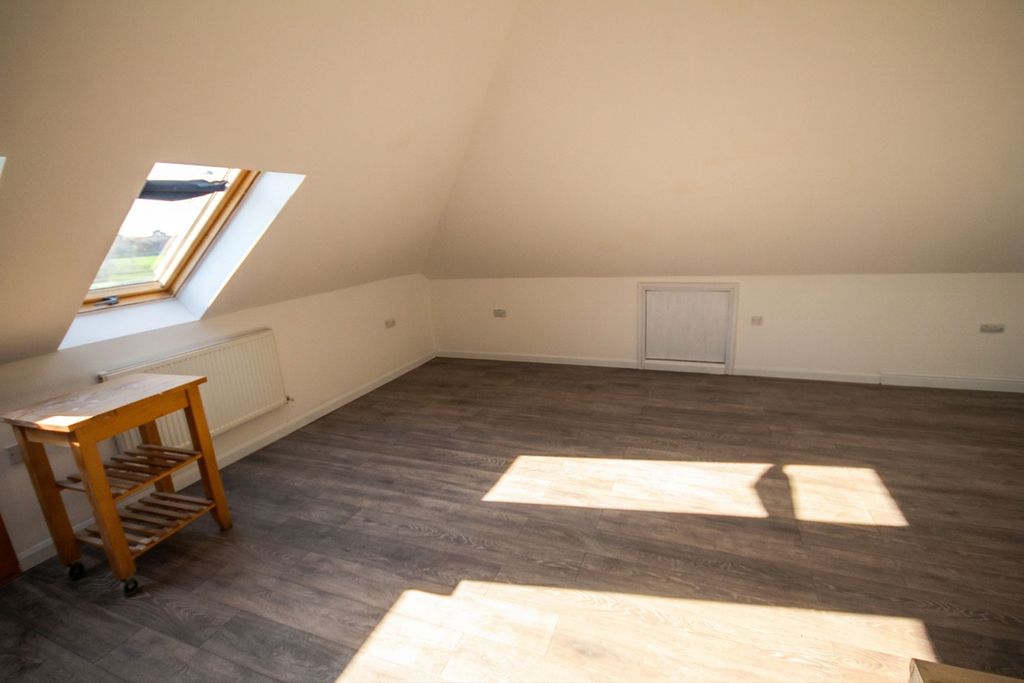 Additional image 37 of 9 bed detached house to rentSomerset Way, Iver SL0