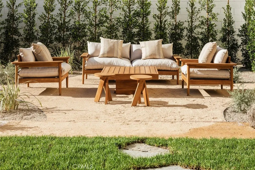 Additional image 78 of 5415 Ash Street, Los Angeles, CA 90042