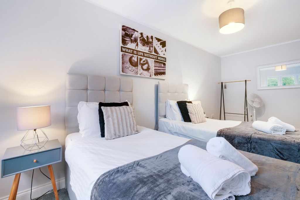 Additional image 19 of 2 bed flat to rentWest Wycombe Road, High Wycombe HP12