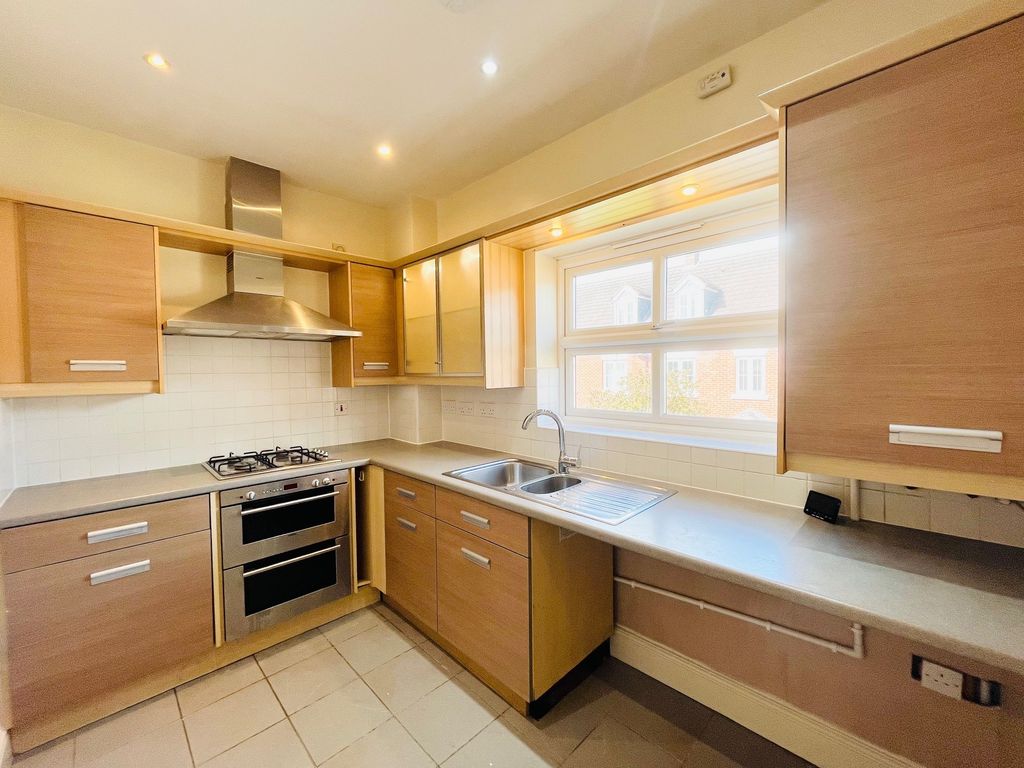 Additional image 4 of 2 bed flat to rentHorner Avenue, Lichfield WS13