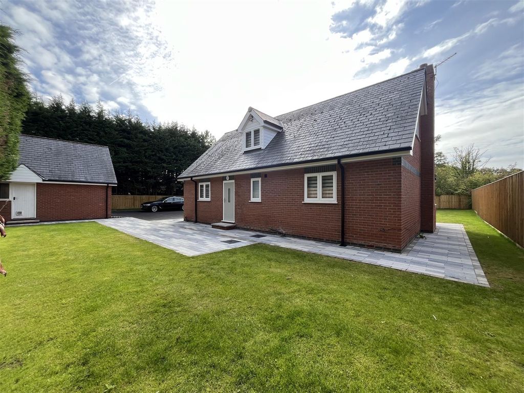 Additional image 27 of 4 bed detached house to rentMoss Lane, Styal, Wilmslow SK9