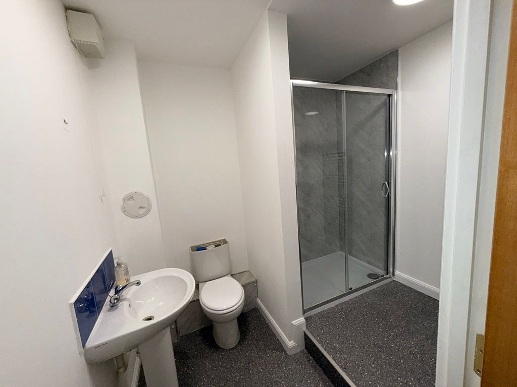 Additional image 11 of 4 bed town house to rentThorter Row, Dundee DD1