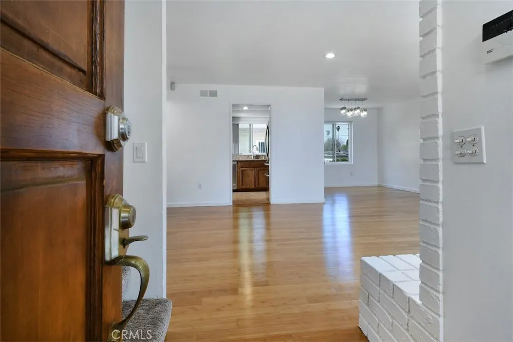 Additional image 5 of 7240 Shirley Ave Unit 101, Reseda, CA 91335