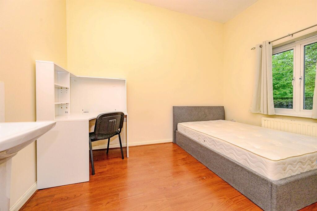 Additional image 4 of Mosquito Way, Hatfield