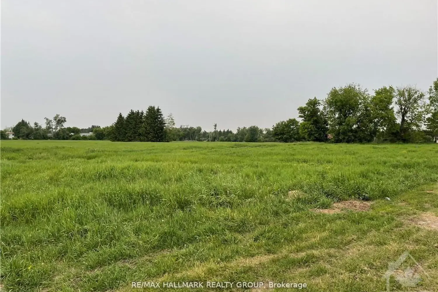 Additional image 3 of 3748 Champlain Street 3